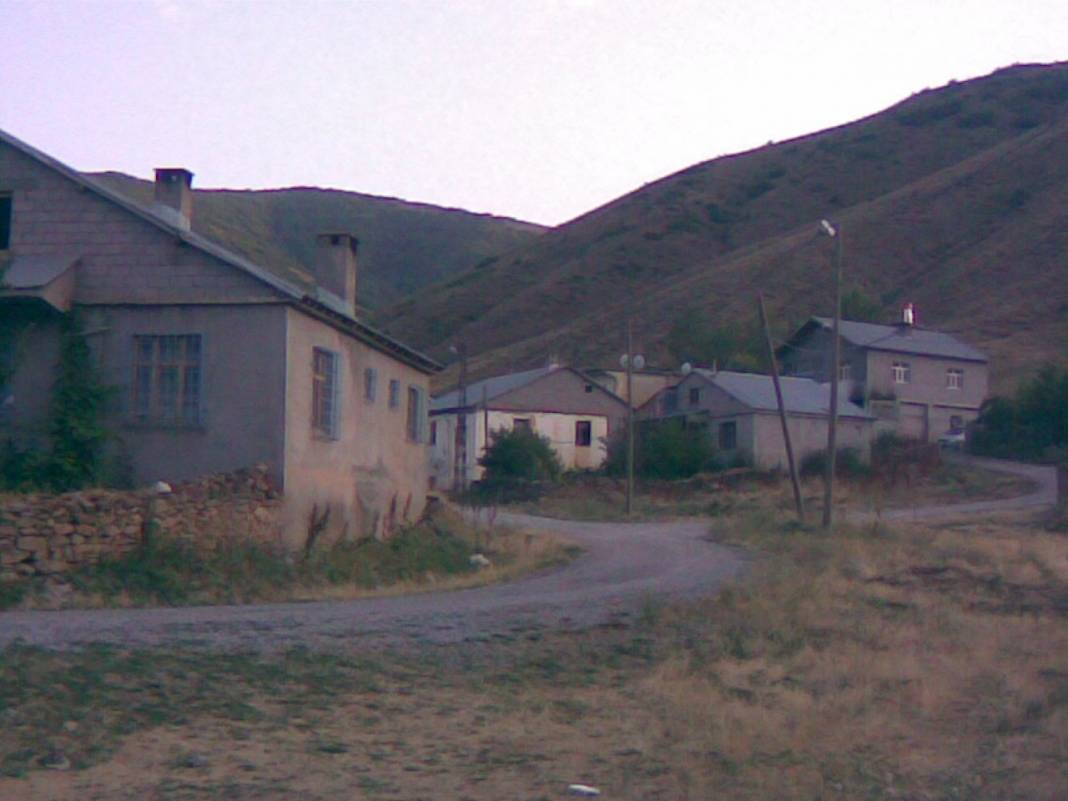 Tatvan Yediveren Köyü Resimleri 4