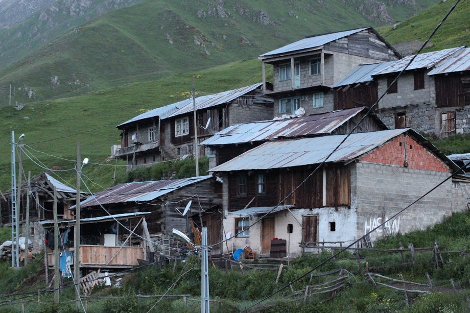 Çamlıhemşin Ortayayla Köyü Resimleri 1