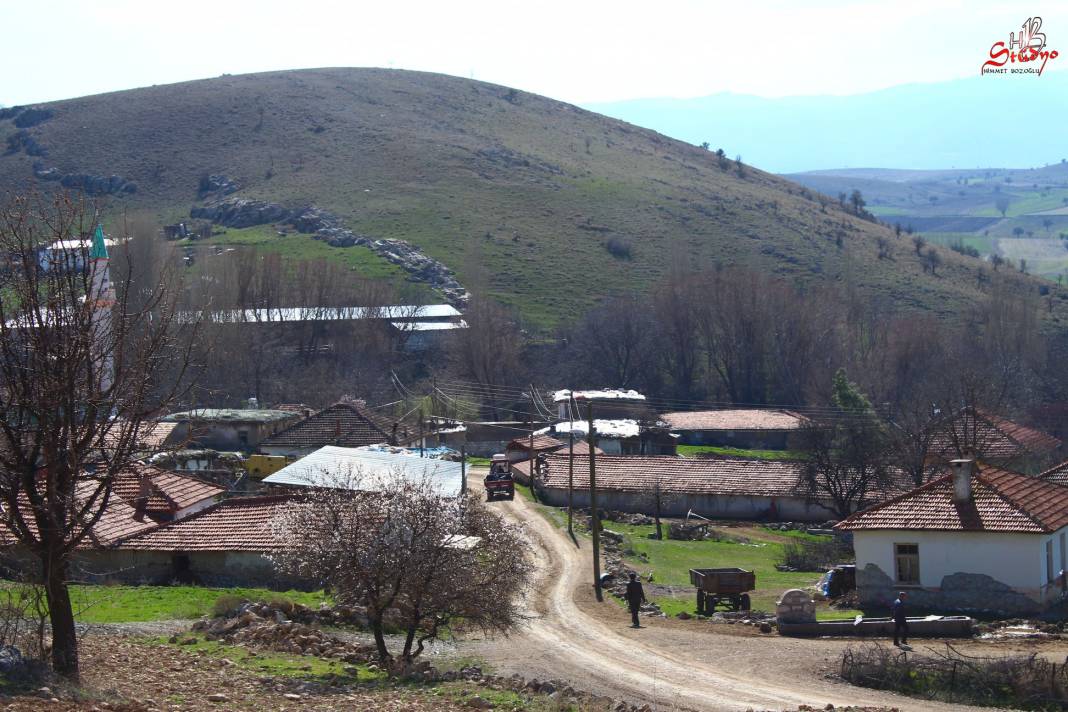 Yeşilova Bayırbaşı Köyü Resimleri 6