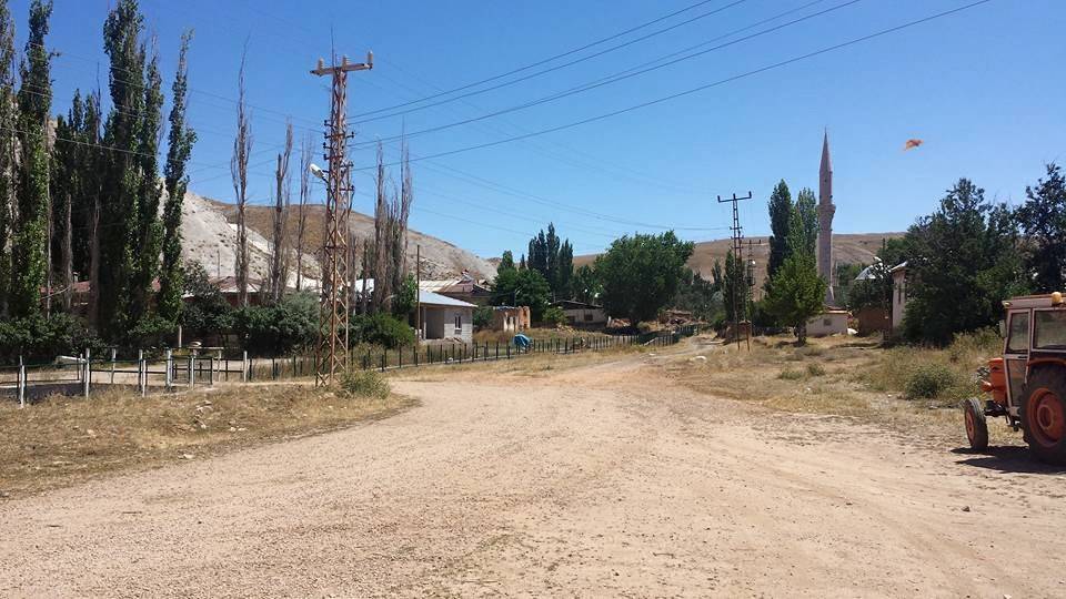 Sivas Akçainiş Köyü Resimleri 4