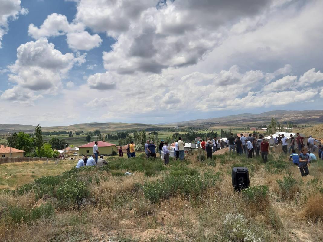 Sivas Hanlı Köyü Resimleri 6