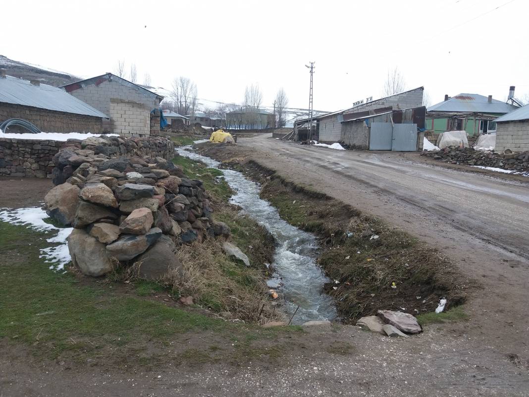 Erciş Hacıkaş Köyü Resimleri 1