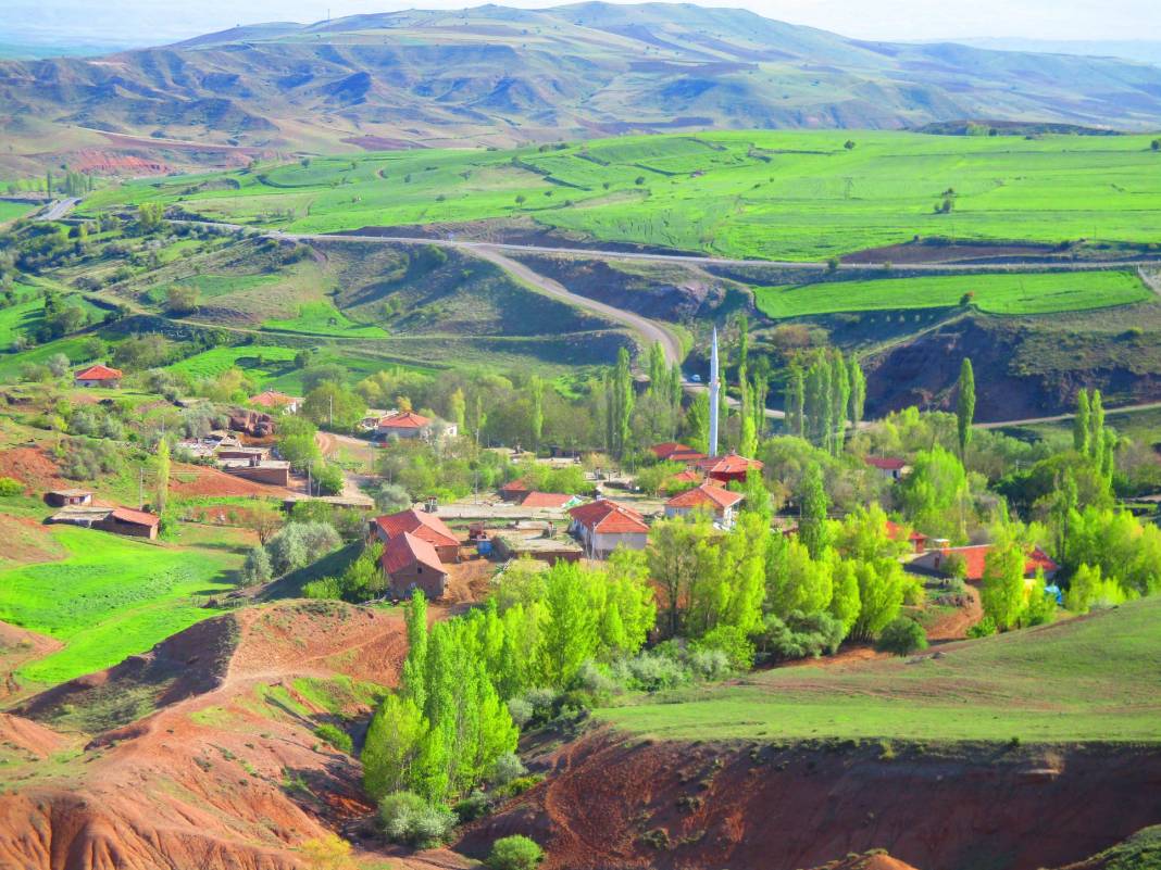 Yozgat Bacılı Köyü Resimleri 12