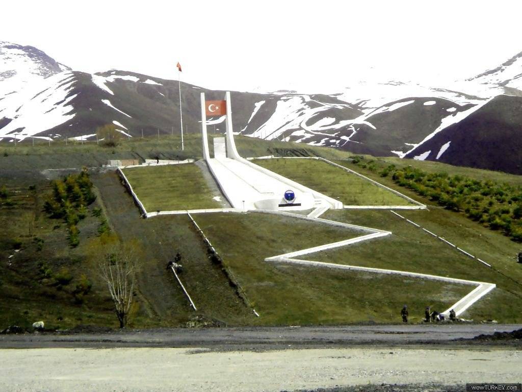 Çukurca Işıklı Köyü Resimleri 1