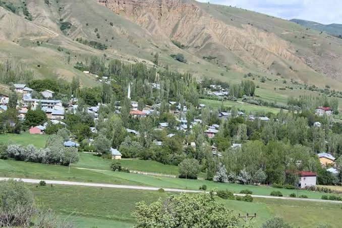 Şemdinli Çevre   Köyü Resimleri 18