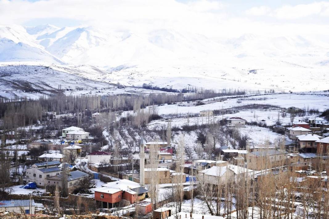 Niğde İçmeli Köyü Resimleri 30