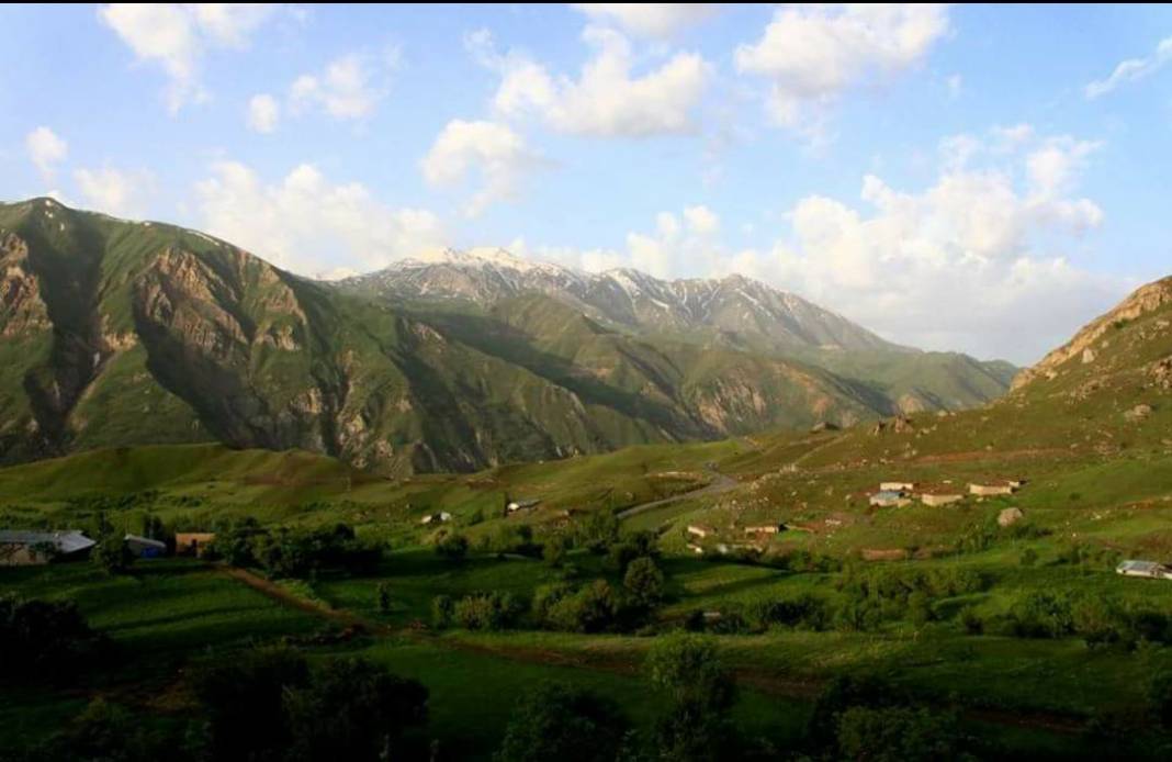 Hakkari Akçalı Köyü Resimleri 2