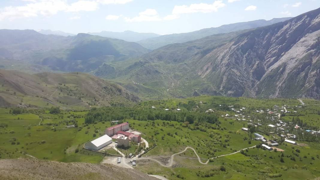 Hakkari Akçalı Köyü Resimleri 3
