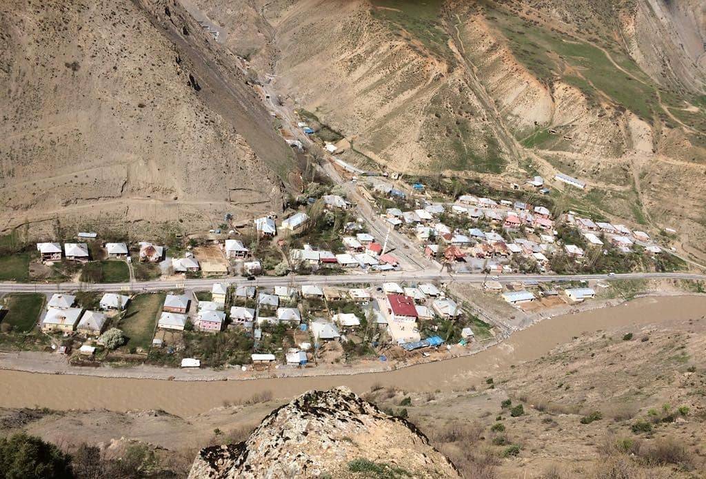 Hakkari Aşağıderecik Köyü Resimleri 1