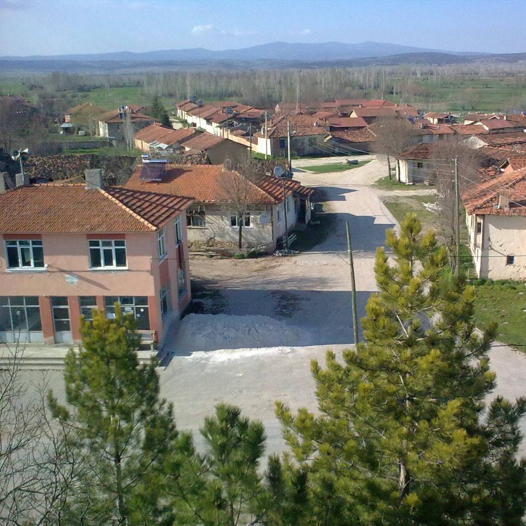 Aslanapa Pınarbaşı Köyü Resimleri 9