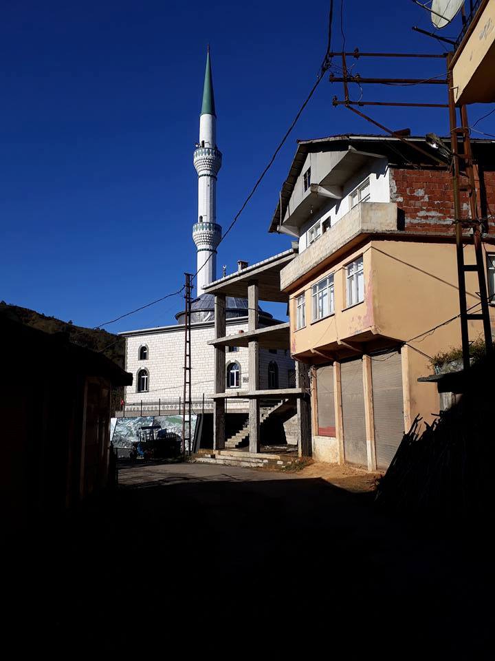 Fındıklı Sümer Köyü Resimleri 1