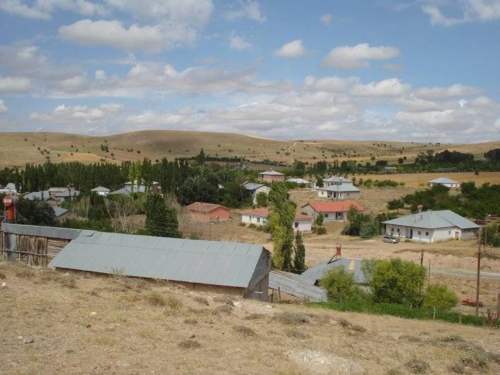 Kuluncak Karlık Köyü Resimleri 3