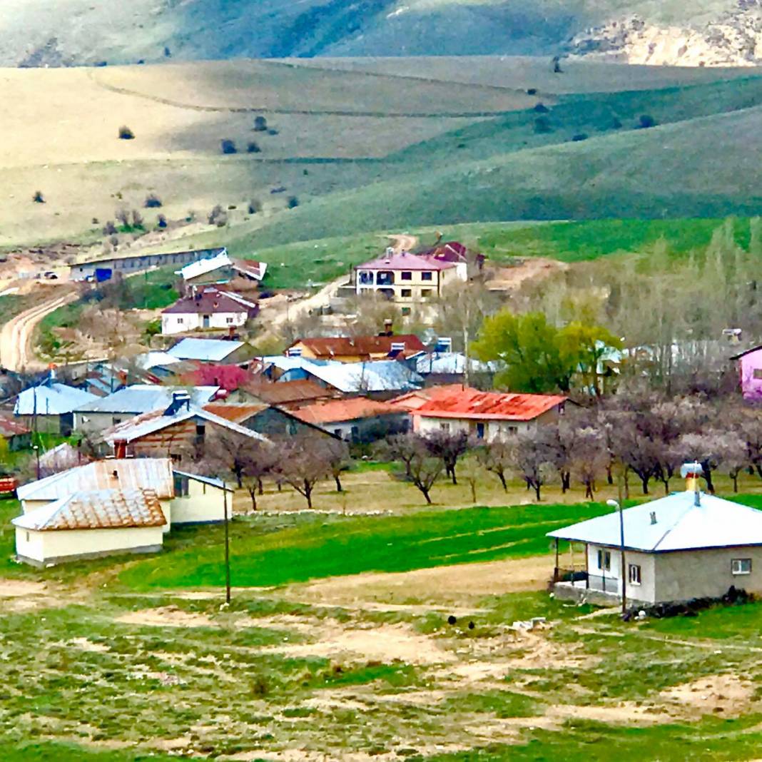 Kuluncak Karlık Köyü Resimleri 8