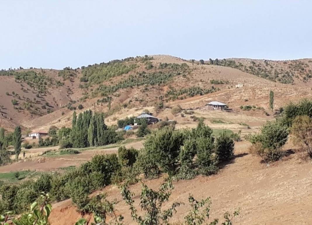 Pütürge Arıtoprak Köyü Resimleri 4