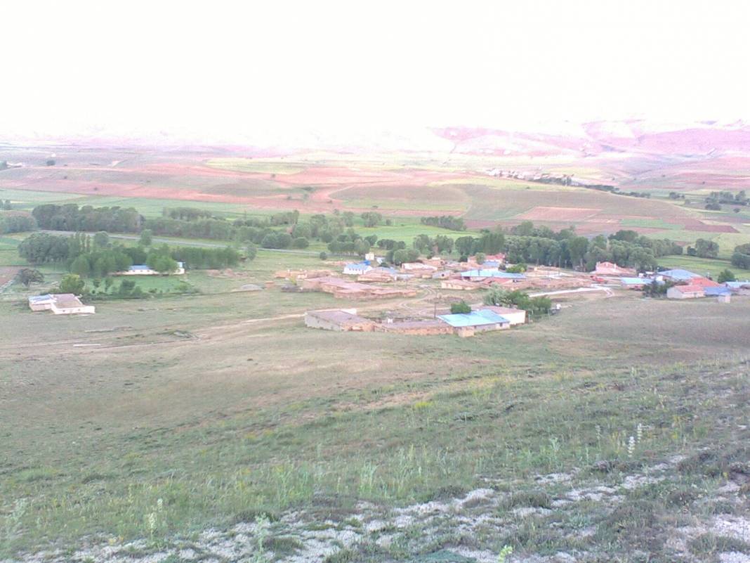 Pınarbaşı Devederesi Köyü Resimleri 1