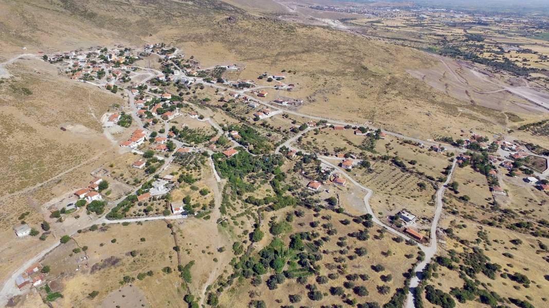 Aliağa Yukarışehitkemal Köyü Resimleri 1