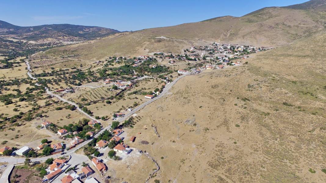 Aliağa Yukarışehitkemal Köyü Resimleri 3