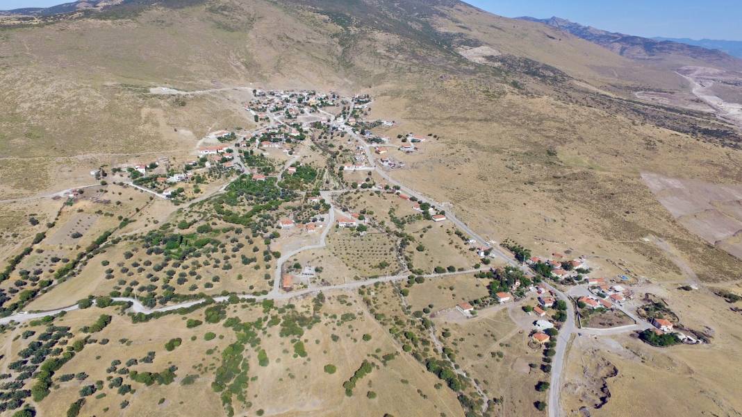 Aliağa Yukarışehitkemal Köyü Resimleri 4