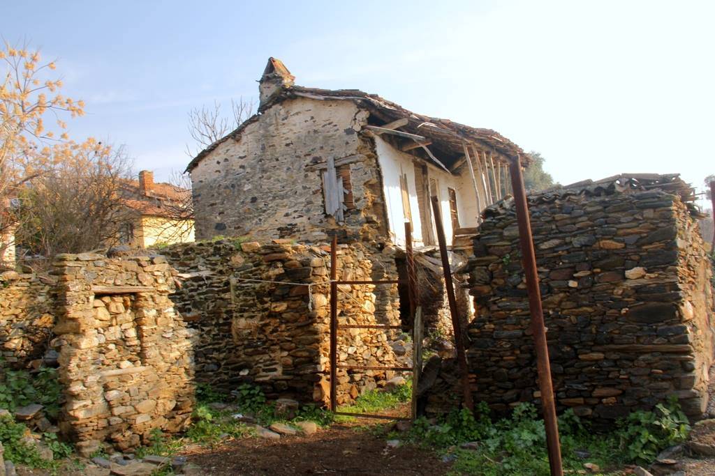 Bayındır Karahalilli Köyü Resimleri 3