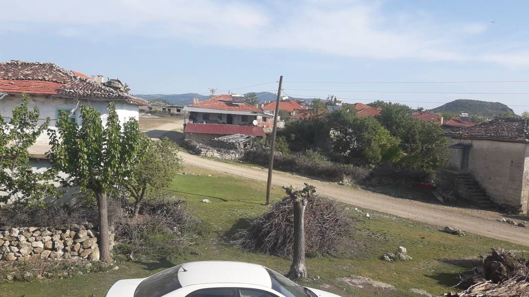 Simav Yassıeynihan Köyü Resimleri 4