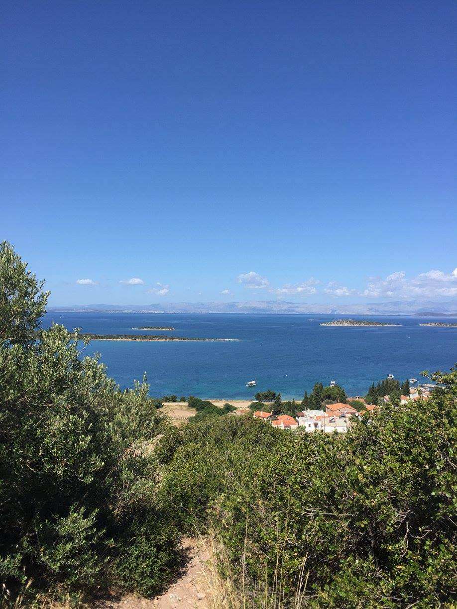 Çeşme Celal Bayar Köyü Resimleri 7