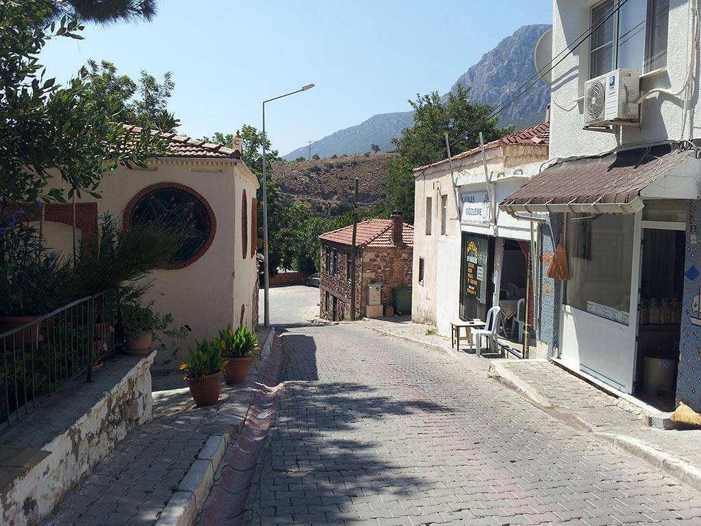 Karaburun İskele Köyü Resimleri 5