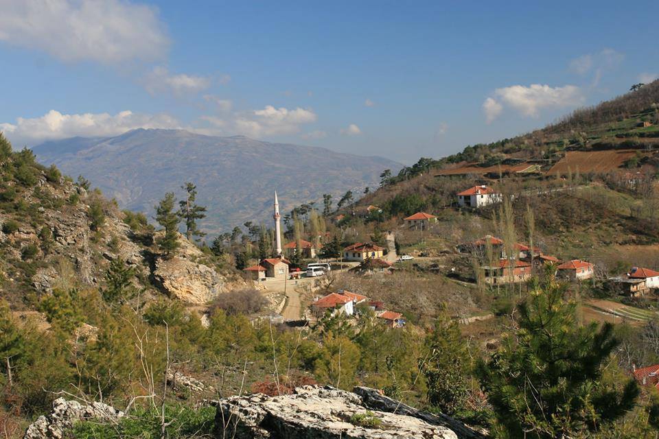 Alaşehir Çamlıbel Köyü Resimsleri 3