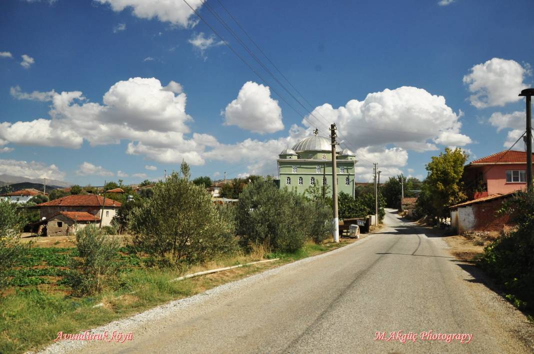 Kiraz Avunduruk Köyü Resimleri 5