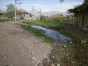 Afyon Dinar Akpınarlı Köyü Resimleri