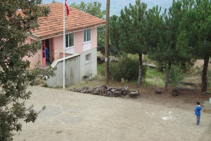 Kiraz Sarısu Köyü Resimleri 2