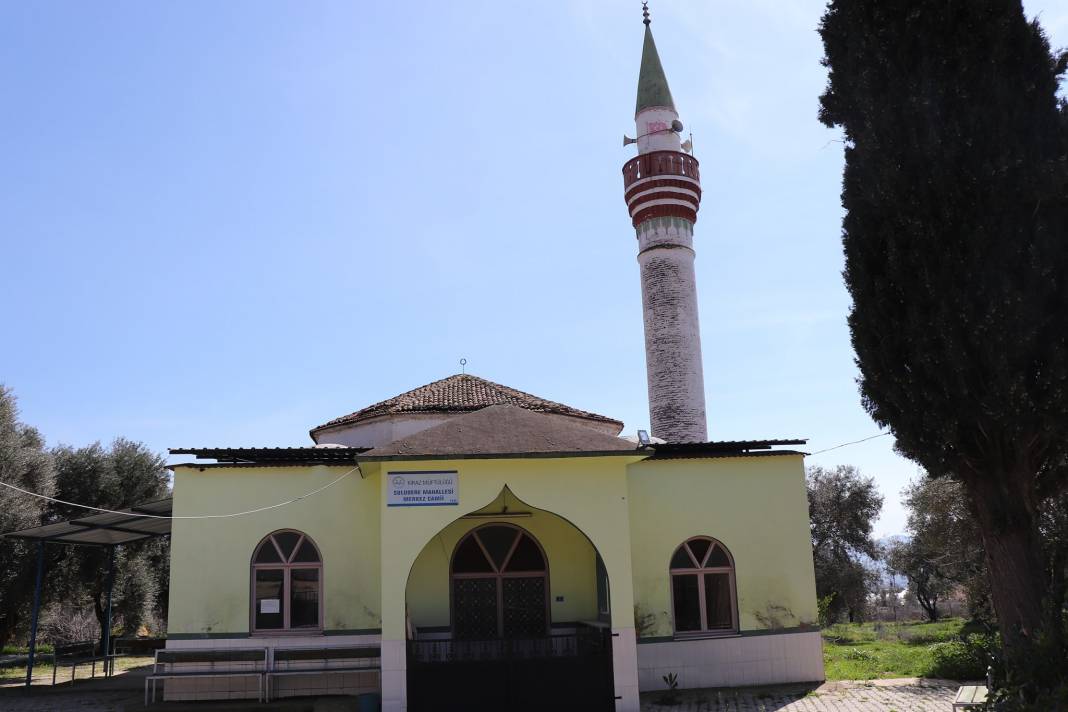 Kiraz Suludere Köyü Resimleri 6