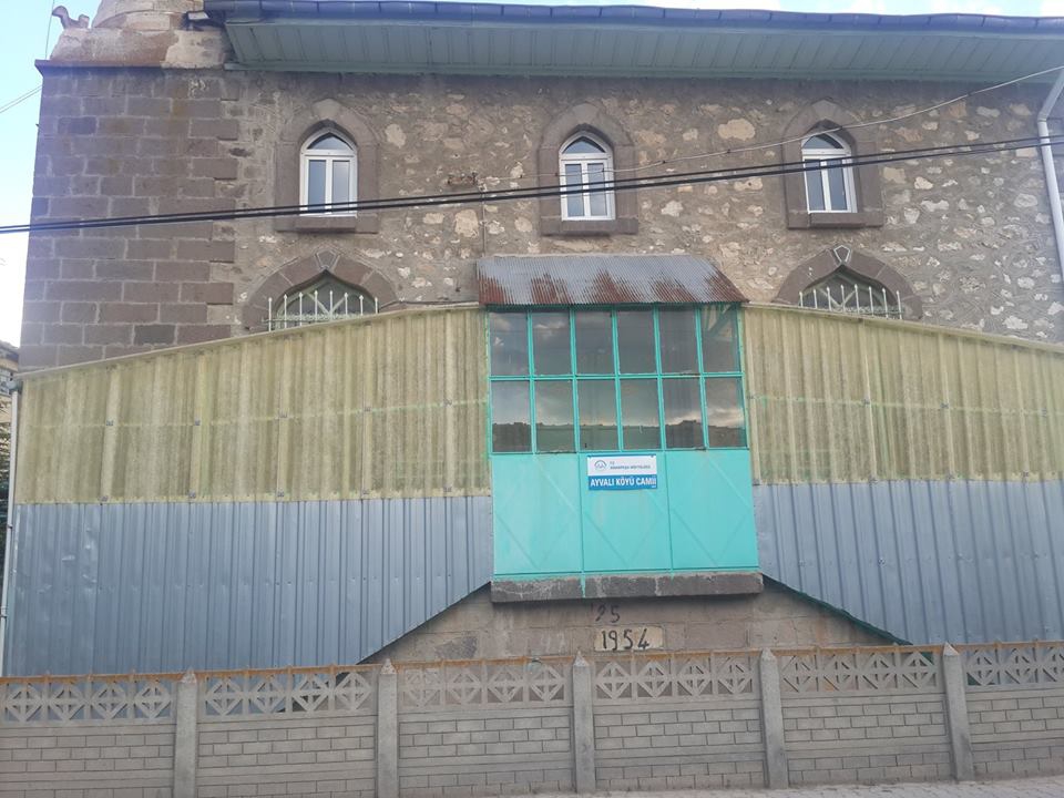 Afyon Sinanpaşa Ayvalı Köyü Resimleri 23
