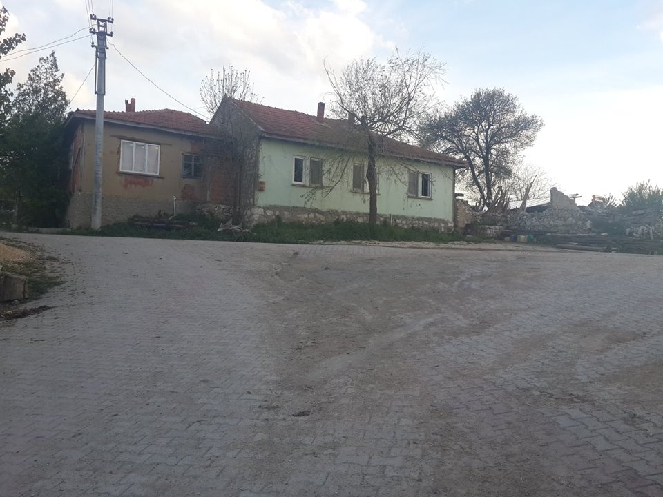 Afyon Sinanpaşa Ayvalı Köyü Resimleri 35