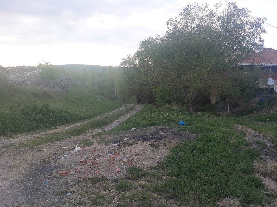 Afyon Sinanpaşa Ayvalı Köyü Resimleri 39