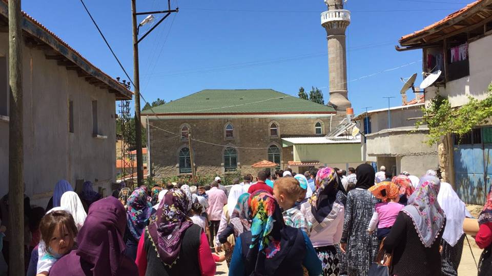 Afyon Sinanpaşa Karacaören Köyü Resimleri 12