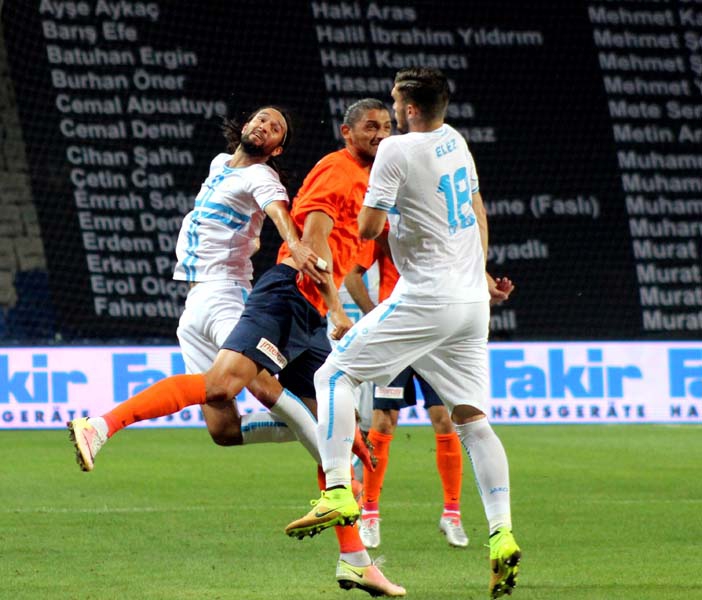 Medipol Başakşehir 0-0 Rijeka Maçından Kareler 7