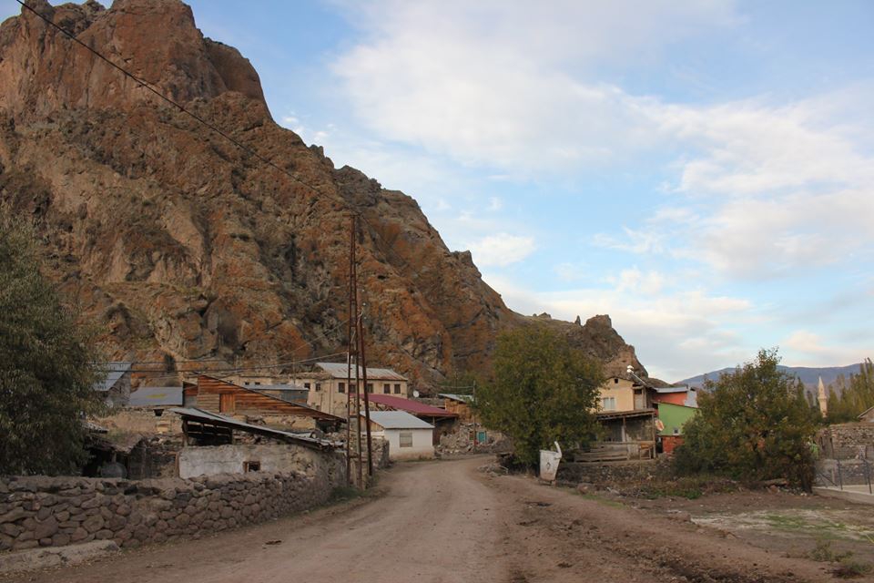 Oltu Ünlükaya Köyü Resimleri 6