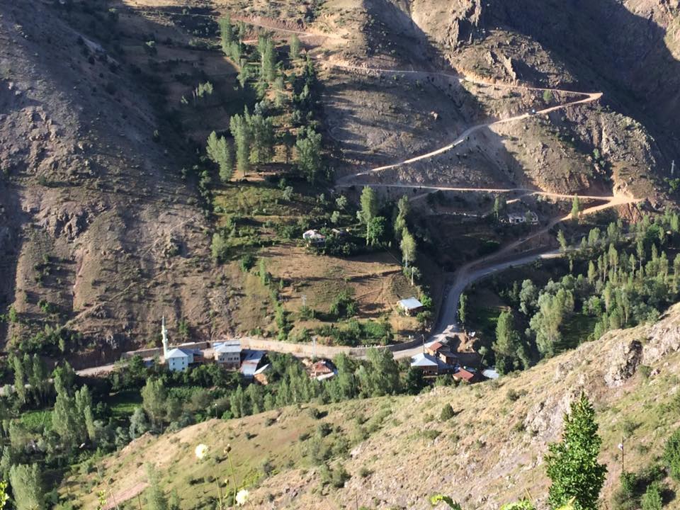 Gümüşhane  Yağlıdere  Köyü Resimleri 6