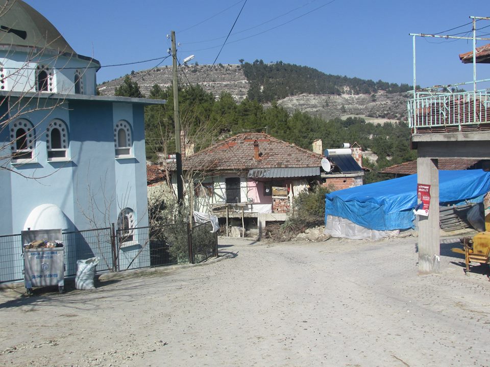 Selendi Aşağıgüllüce Köyü Resimleri 2