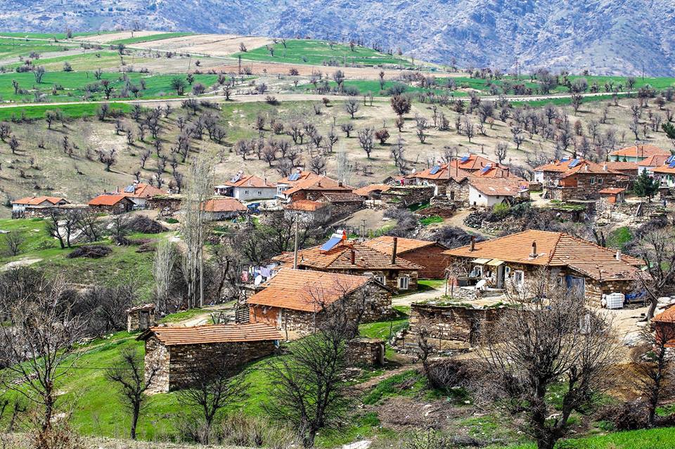 Selendi Karakozan Köyü Resimleri 15