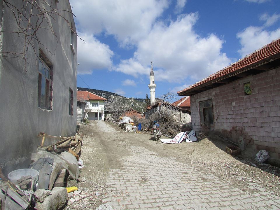 Selendi Karaselendi Köyü Resimleri 6