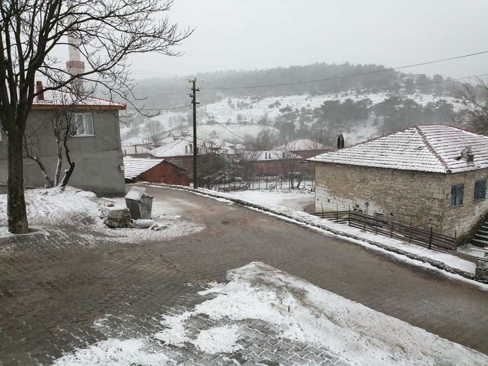 Soma Bozarmut Köyü Resimleri 12