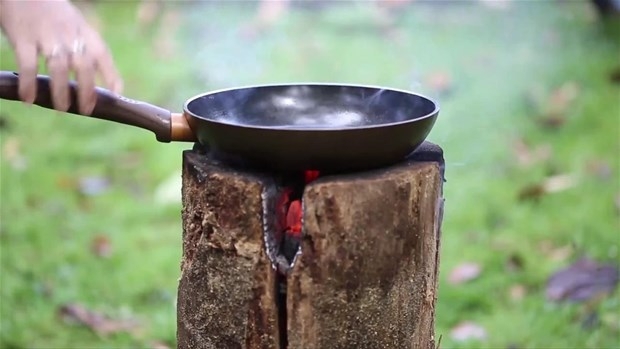 Ağaç Kütüğünden Öyle Bir şey Yaptı ki... 18