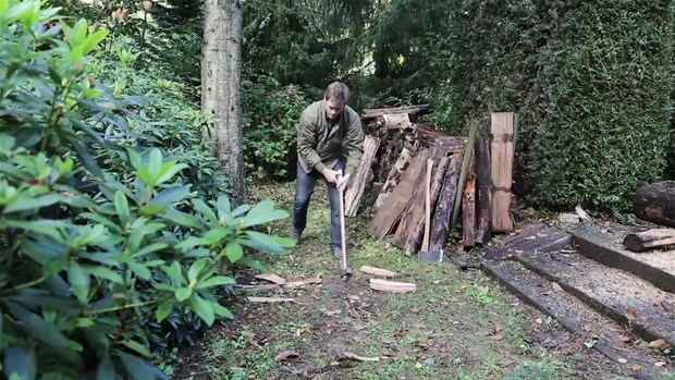 Ağaç Kütüğünden Öyle Bir şey Yaptı ki... 31