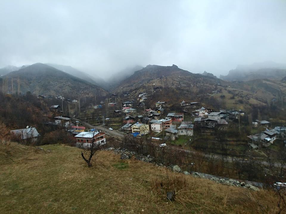 Uzundere Çamlıyamaç Köyü Resimleri 6