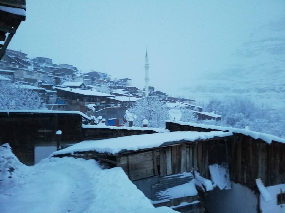 Uzundere Dikyar Köyü Resimleri 7