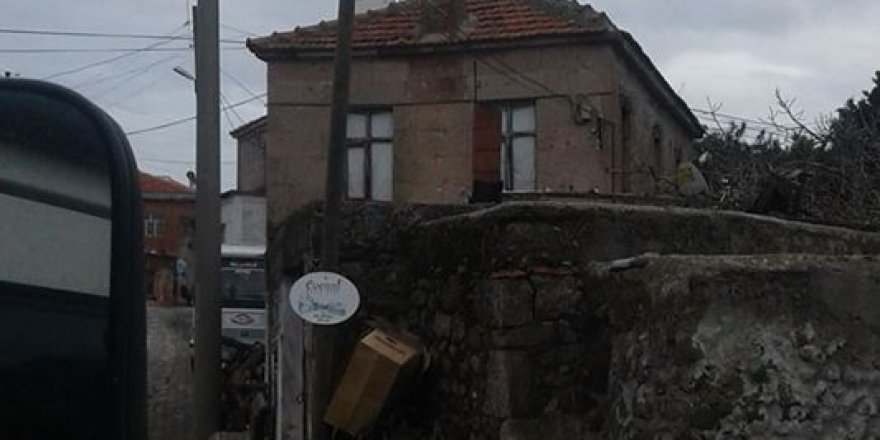 Ayvacık Bademli Köyü Resimleri