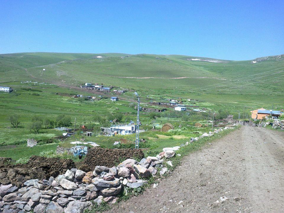 Hanak Güneşgören Köyü Resimleri 7