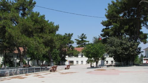 Savaştepe Aşağıdanişment Köyü Resimleri 7