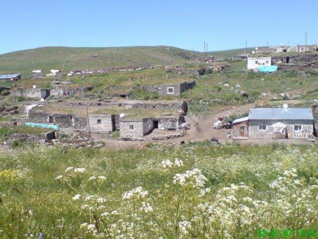 Hanak Sulakçayır Köyü Resimleri 4